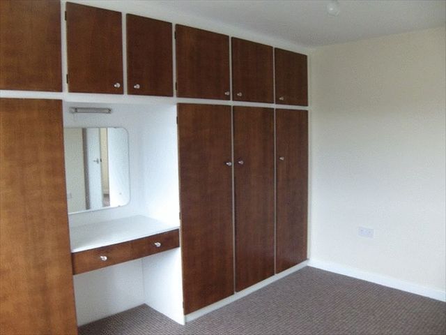  Image of 3 Bedroom Semi-Detached  To Rent at Kirkstone Avenue  Huddersfield, HD5 9EL
