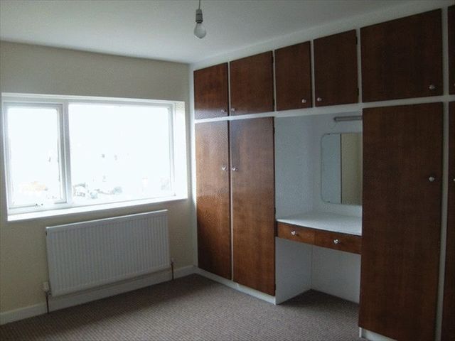  Image of 3 Bedroom Semi-Detached  To Rent at Kirkstone Avenue  Huddersfield, HD5 9EL
