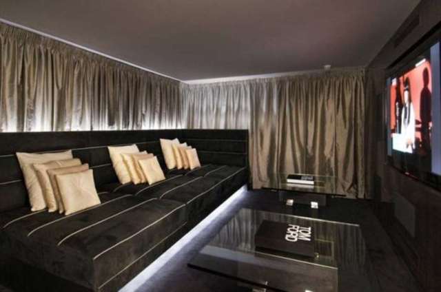  Image of 6 Bedroom Apartment  To Rent at Knightsbridge Knightsbride London, SW1X 7PL