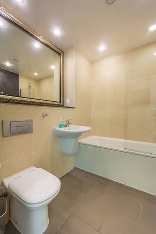  Image of 3 Bedroom Flat  To Rent at Laban Walk  Deptford, SE8 3FJ