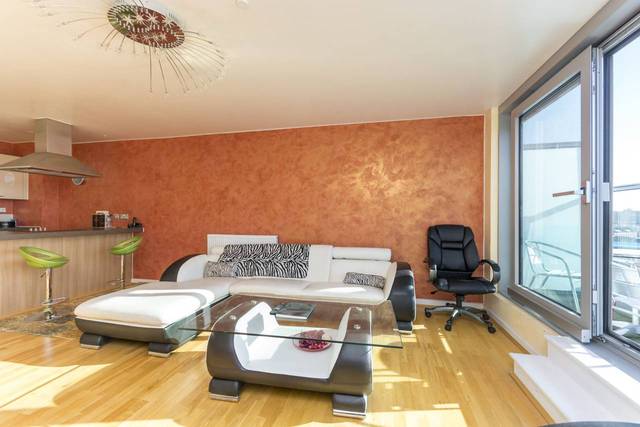  Image of 3 Bedroom Flat  To Rent at Laban Walk  Deptford, SE8 3FJ