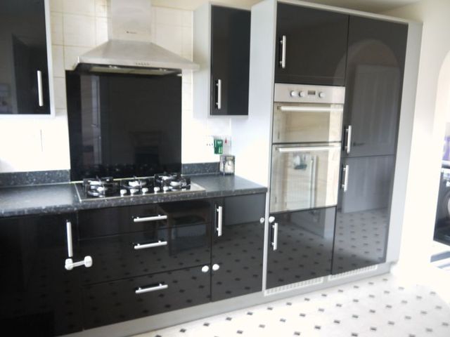  Image of 4 Bedroom Detached  To Rent at South Street  Eastleigh, SO50 5RP