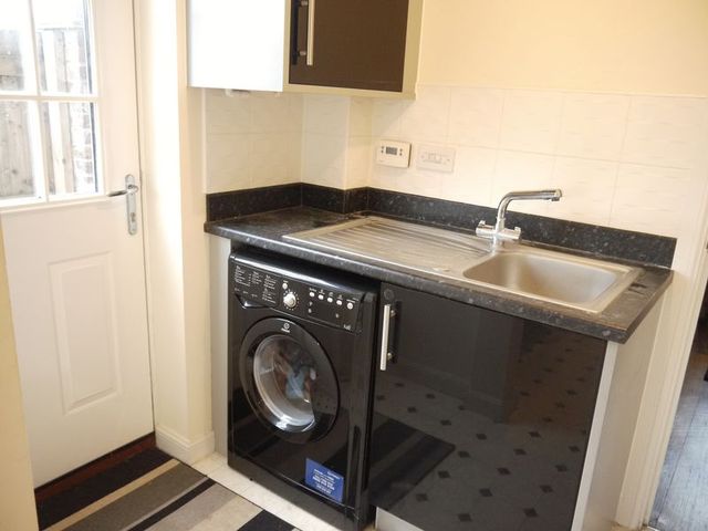  Image of 4 Bedroom Detached  To Rent at South Street  Eastleigh, SO50 5RP