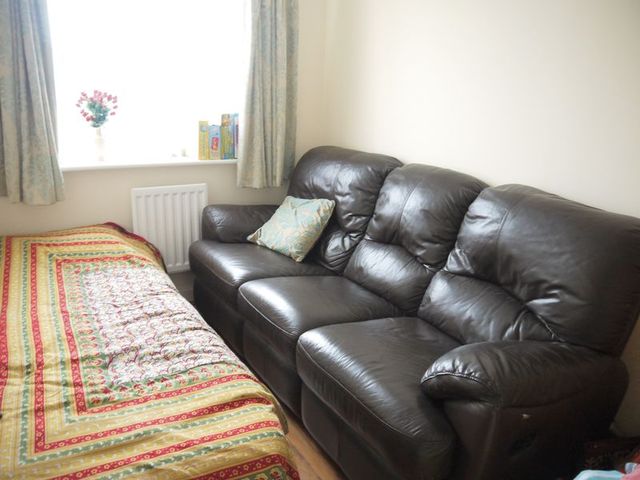  Image of 4 Bedroom Detached  To Rent at South Street  Eastleigh, SO50 5RP