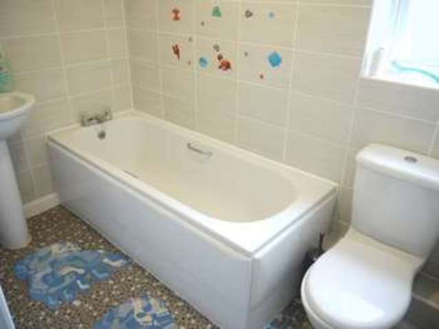  Image of 4 Bedroom Detached  To Rent at South Street  Eastleigh, SO50 5RP