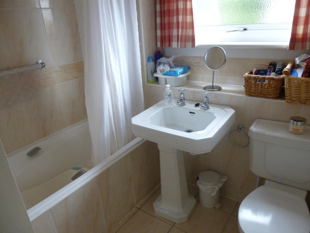  Image of 2 Bedroom Flat  To Rent at Gullane East Lothian East Lothian, EH31 2HU