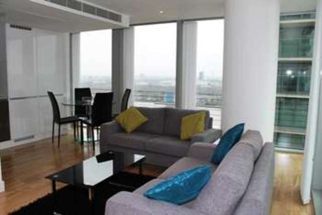  Image of 2 Bedroom Flat  For Sale at 24 Marsh Wall  Canary Wharf, E14 9DB