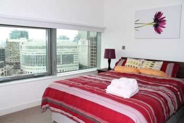  Image of 2 Bedroom Flat  For Sale at 24 Marsh Wall  Canary Wharf, E14 9DB