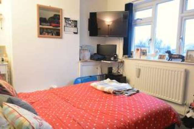  Image of 3 Bedroom Semi-Detached  For Sale at Lanehouse Rocks Road  Weymouth, DT4 9DQ