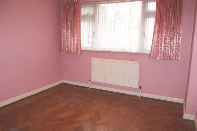  Image of 3 Bedroom Detached  For Sale at Langham Place  Egham, TW20 9EB