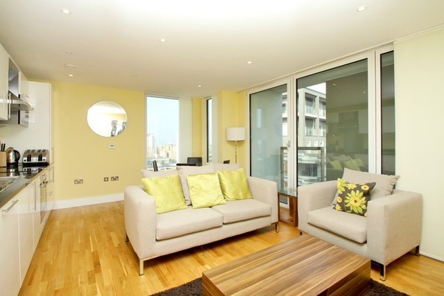  Image of 2 Bedroom Flat  For Sale at Cobalt Point  Canary Wharf, E14 9JU