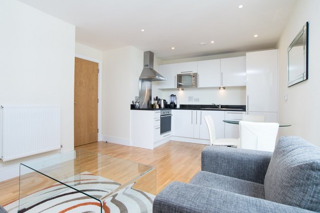  Image of 1 Bedroom Flat  For Sale at Cobalt Point  Canary Wharf, E14 9JU