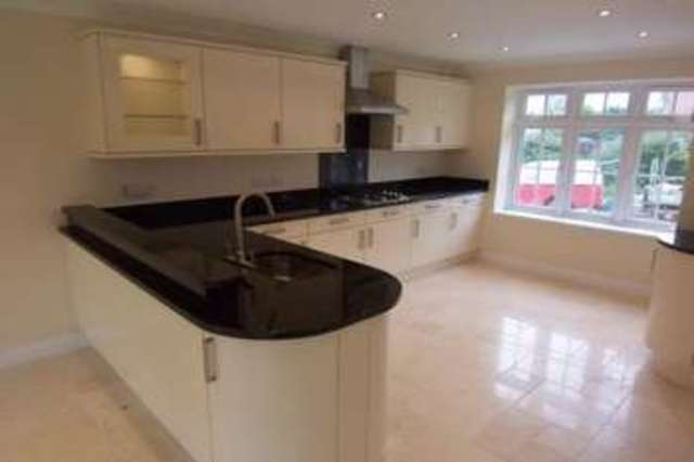  Image of 5 Bedroom Detached  For Sale at Lawrence Crescent Caerwent Caerwent, NP26 5NS