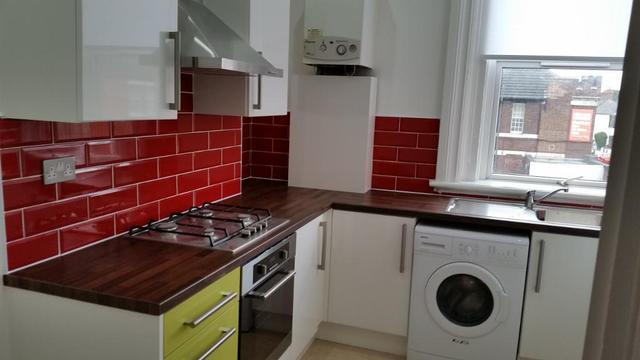  Image of 4 Bedroom Flat  To Rent at Wavertree  Liverpool, L15 0EF