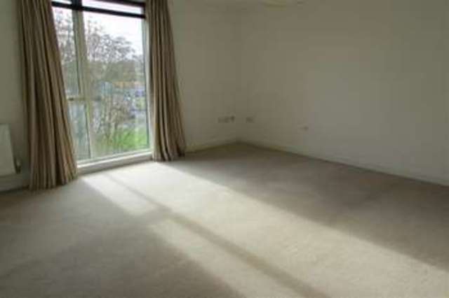  Image of 2 Bedroom Flat  For Sale at Street, BA16 0FX