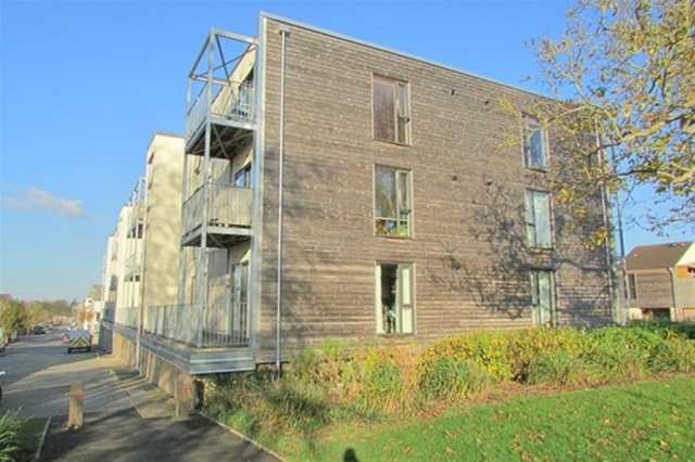  Image of 2 Bedroom Flat  For Sale at Street, BA16 0FX