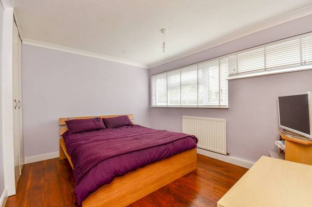  Image of 2 Bedroom Maisonette  For Sale at Littlestone Close  Beckenham, BR3 1UE