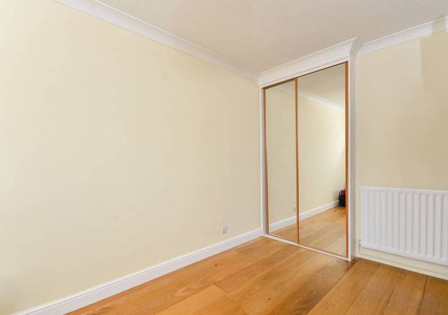  Image of 2 Bedroom Maisonette  For Sale at Littlestone Close  Beckenham, BR3 1UE