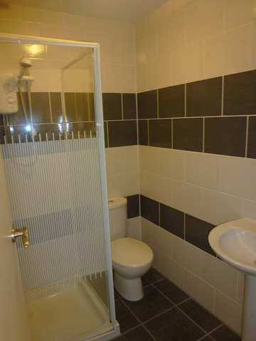  Image of 3 Bedroom Terraced  To Rent at Llandaff Road  Cardiff, CF11 9PU