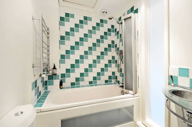  Image of 2 Bedroom Flat  To Rent at London Fields  London Fields, E8 3SA