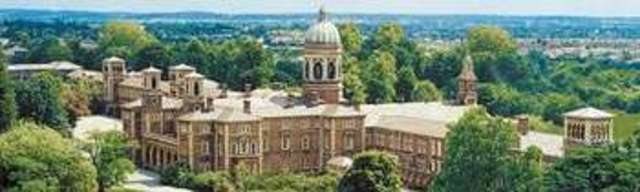  Image of 2 Bedroom Apartment  For Sale at Royal Drive  London, N11 3FL
