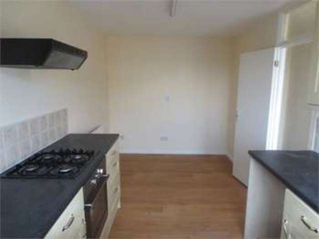  Image of 2 Bedroom Apartment  To Rent at London road Hadleigh Benfleet, SS7 2DE