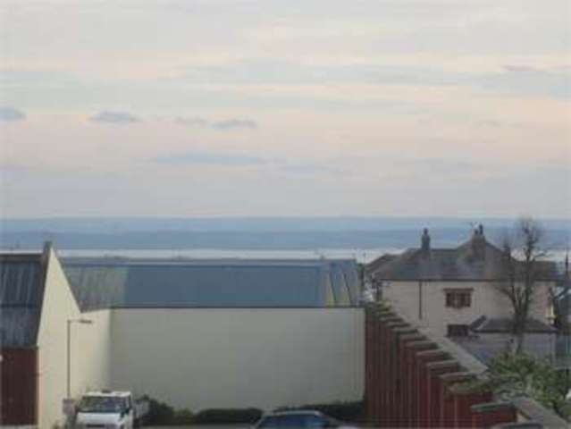  Image of 2 Bedroom Apartment  To Rent at London road Hadleigh Benfleet, SS7 2DE