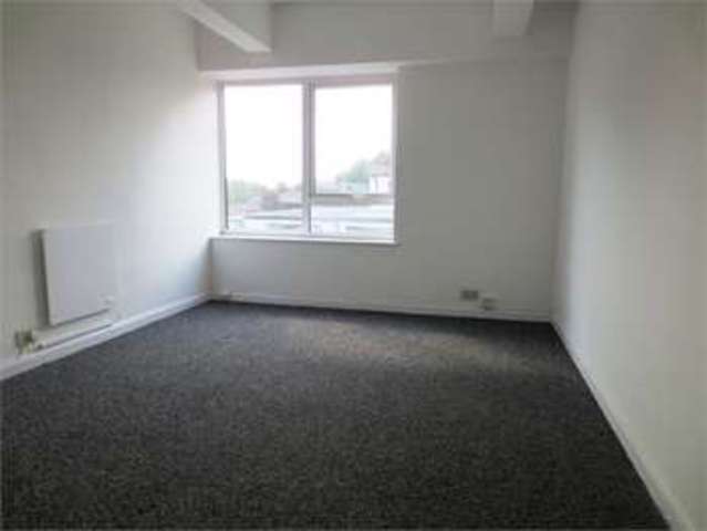  Image of 2 Bedroom Apartment  To Rent at London Road Hadleigh Hadleigh, SS7 2DE