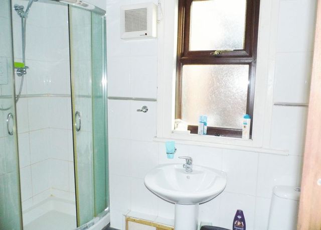  Image of 8 Bedroom Detached  For Sale at London Road  Newcastle, ST5 1LZ