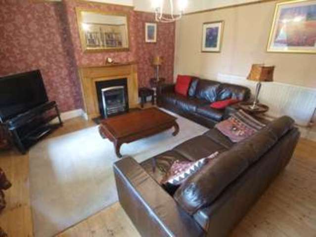  Image of 4 Bedroom Detached  For Sale at Chapel-en-le-Frith  High Peak, SK23 0TF