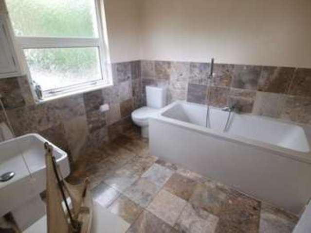  Image of 4 Bedroom Detached  For Sale at Chapel-en-le-Frith  High Peak, SK23 0TF