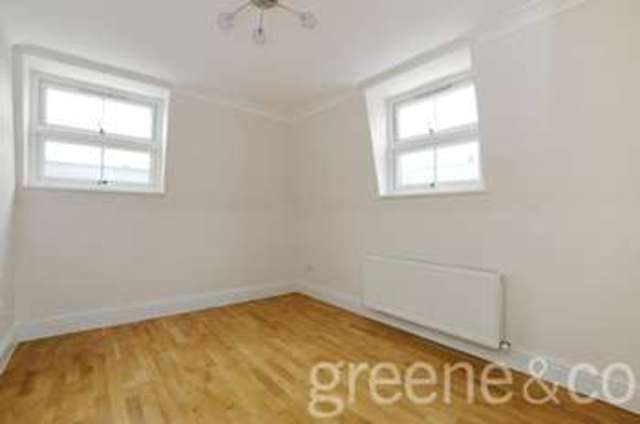  Image of 3 Bedroom Flat  For Sale at Islington  Lower Holloway, N7 8RH