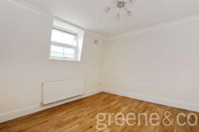  Image of 3 Bedroom Flat  For Sale at Islington  Lower Holloway, N7 8RH