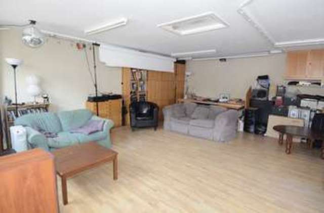  Image of 4 Bedroom Detached  For Sale at Low Lane  Calne, SN11 8EQ