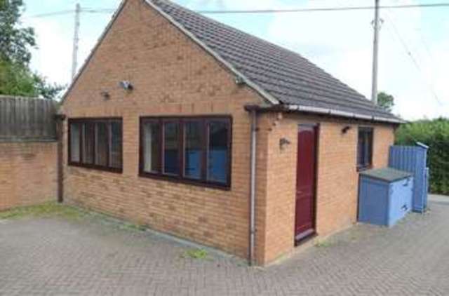  Image of 4 Bedroom Detached  For Sale at Low Lane  Calne, SN11 8EQ