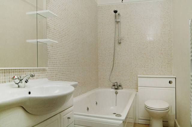  Image of 2 Bedroom Flat  For Sale at Lower Clapton Road  Clapton, E5 0QA