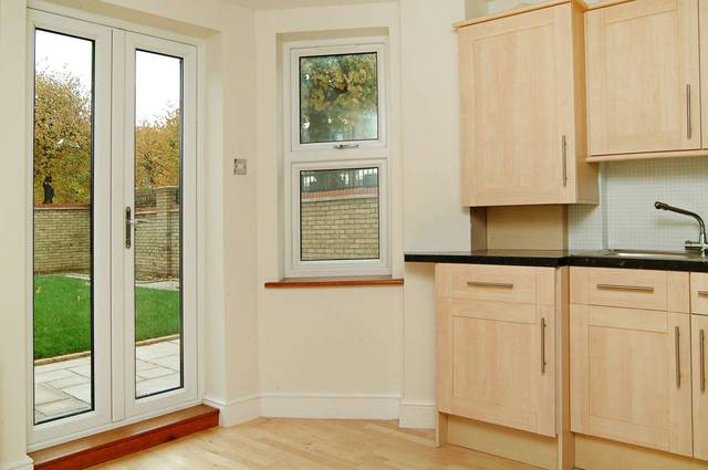  Image of 2 Bedroom Flat  For Sale at Lower Clapton Road  Clapton, E5 0QA