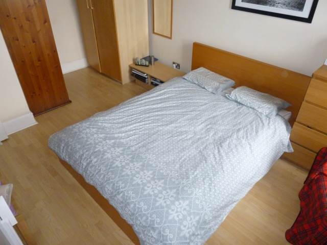  Image of 1 Bedroom Flat  To Rent at Trinity Edinburgh Edinburgh, EH5 3RX