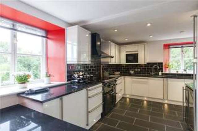  Image of 4 Bedroom Barn Conversion  For Sale at Silsden Road Addingham Addingham, LS29 0LQ