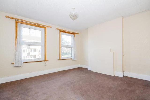  Image of 3 Bedroom Terraced  For Sale at Lower Road  Surrey Quays, SE16 2TU