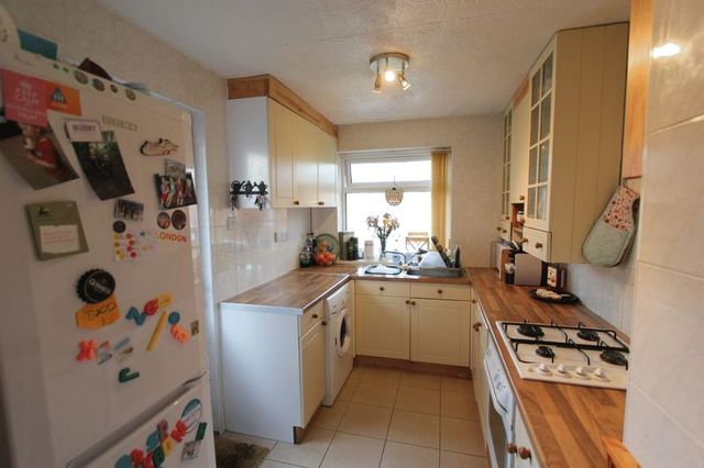  Image of 3 Bedroom Semi-Detached  For Sale at Lunns Crescent  Barton-upon-Humber, DN18 5NB