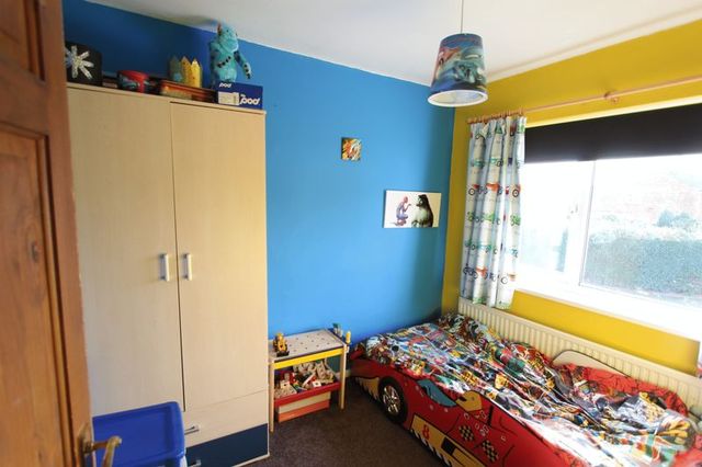  Image of 3 Bedroom Semi-Detached  For Sale at Lunns Crescent  Barton-upon-Humber, DN18 5NB