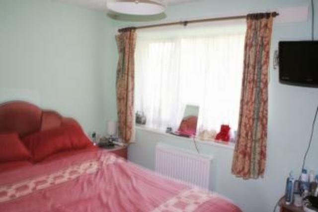 Image of 2 Bedroom Terraced  To Rent at Lydiard Close  Boyatt Wood, SO50 4NW
