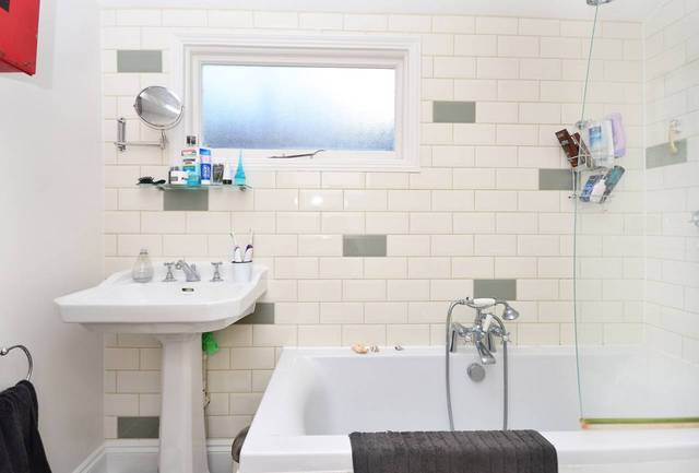  Image of 2 Bedroom Flat  For Sale at Mabley Street  Hackney, E9 5RH