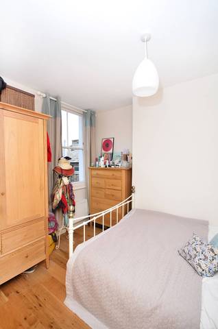  Image of 2 Bedroom Flat  For Sale at Mabley Street  Hackney, E9 5RH