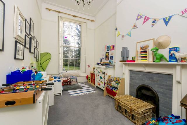  Image of 2 Bedroom Flat  For Sale at Macartney House  Greenwich, SE10 8HJ