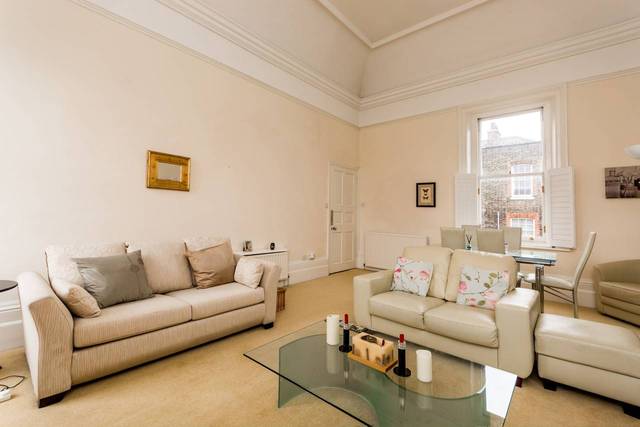  Image of 3 Bedroom Flat  To Rent at Macartney House  Greenwich, SE10 8HJ