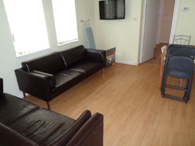  Image of 6 Bedroom Detached  To Rent at Roath Cardiff Roath, CF24 4RP