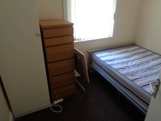  Image of 6 Bedroom Detached  To Rent at Roath Cardiff Roath, CF24 4RP