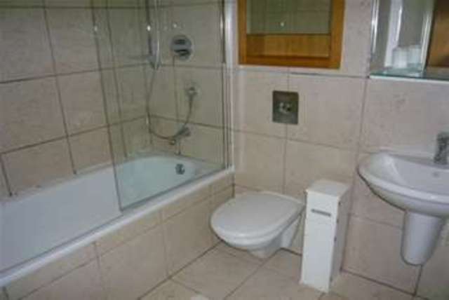  Image of 1 Bedroom Flat  To Rent at Leeds, LS10 1JP
